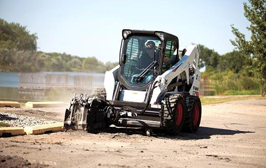 equipo-miniexcavadora-bobcat-triton